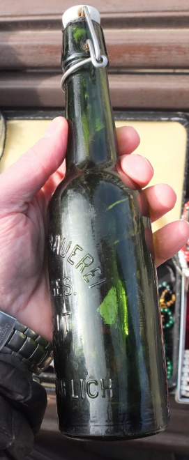 пивная бутылка Tilsit , довоенная, начало 20го века, с фарфоровой пробкой