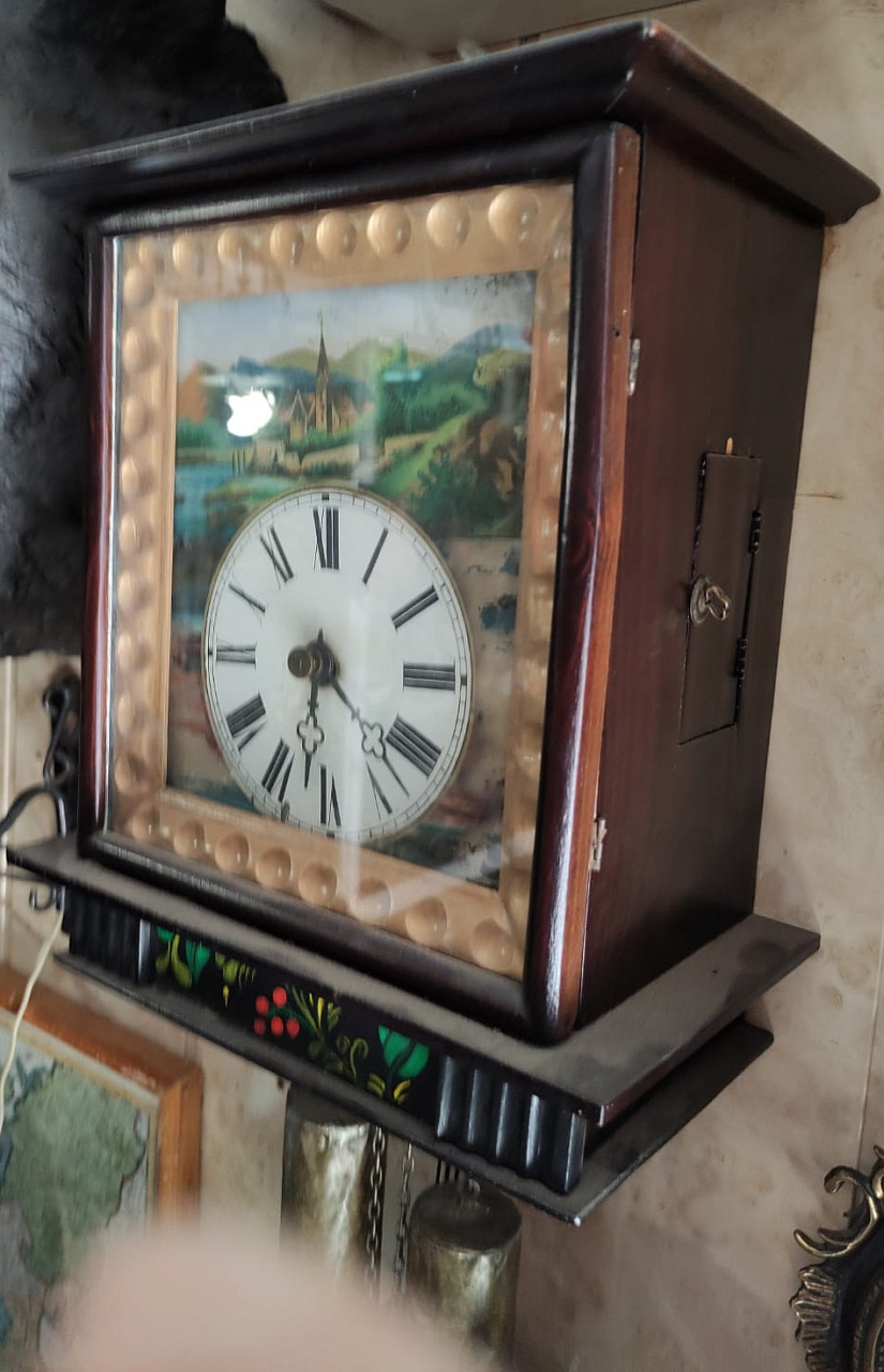 часы настенные ходики, в деревянном корпусе, старинные фото 2