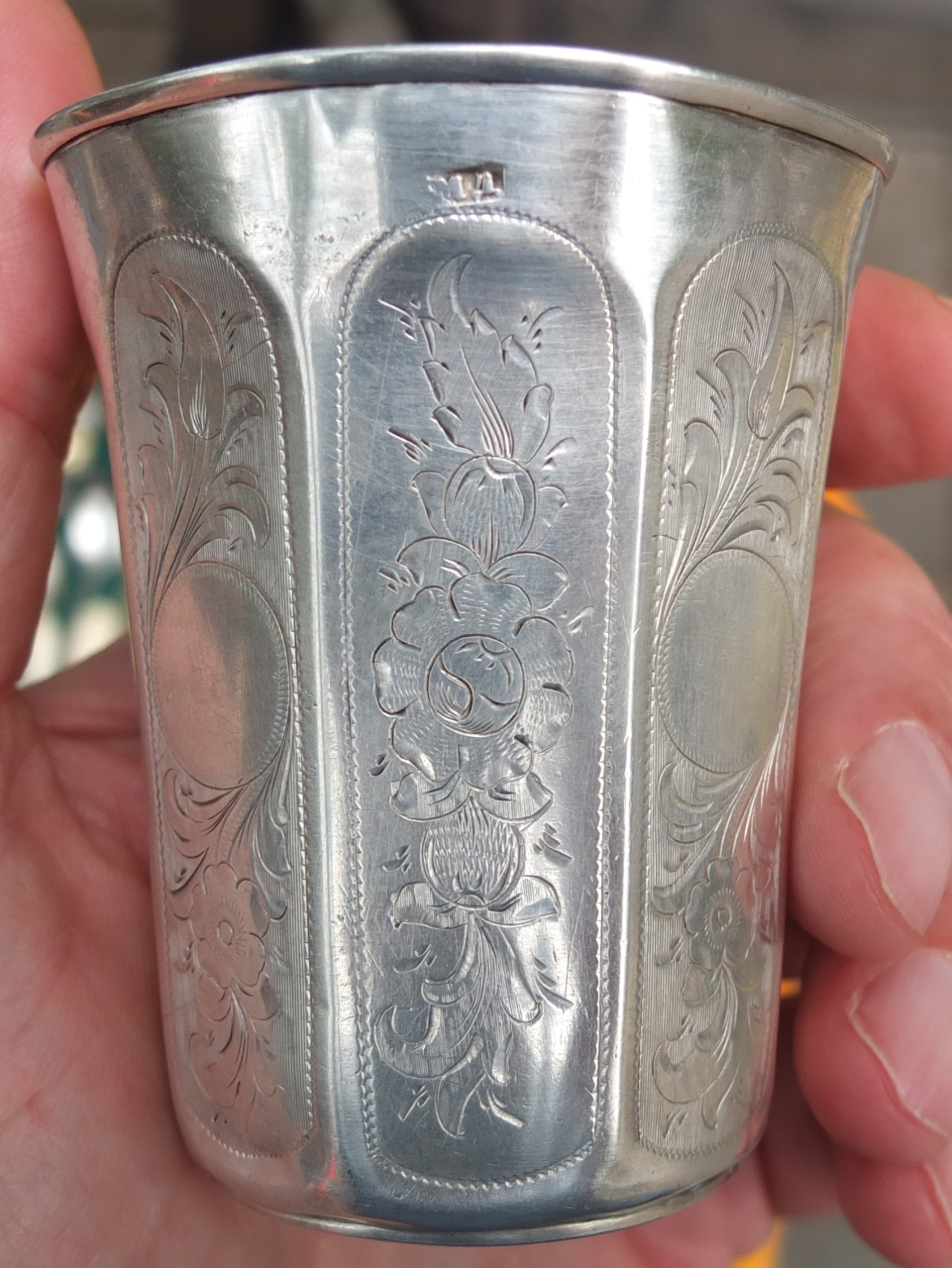 серебряная гранёная чарка,серебро 84 проба, 1870 год,ручная гравировка, царизм