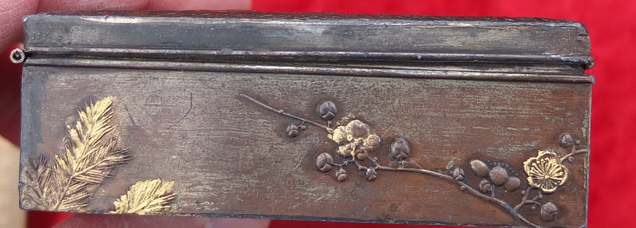 шкатулка ювелирная с Петушком и курочками, старинная фото 2