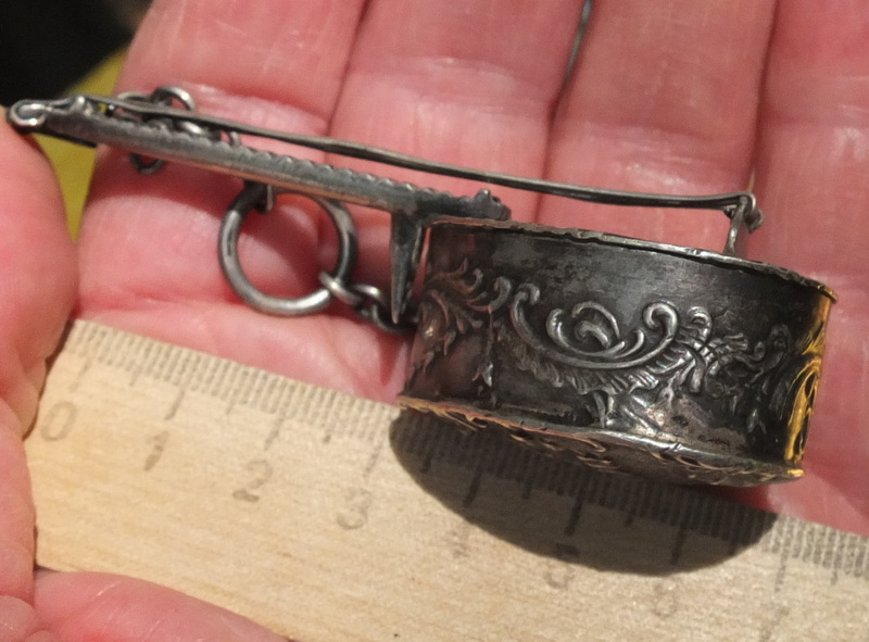 серебряная шкатулка в форме мандолины, 19 в фото 2