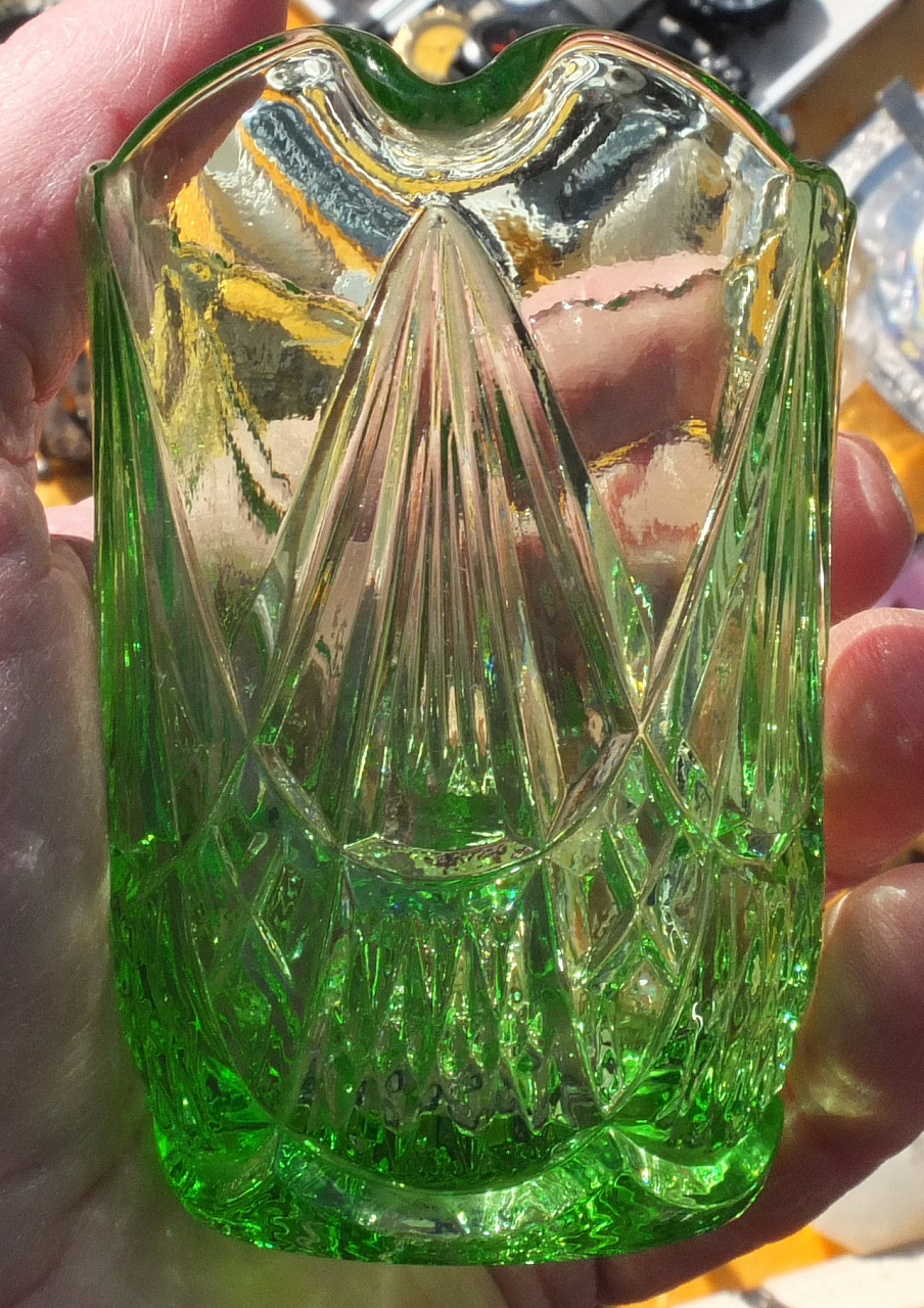 стеклянный сливочник, урановое стекло царская Россия фото 2