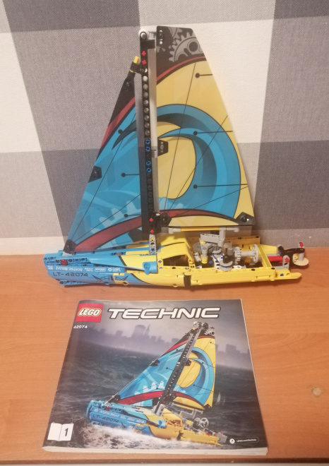 Набор Lego Technic (Лего Техник) 42074 Гоночная яхта