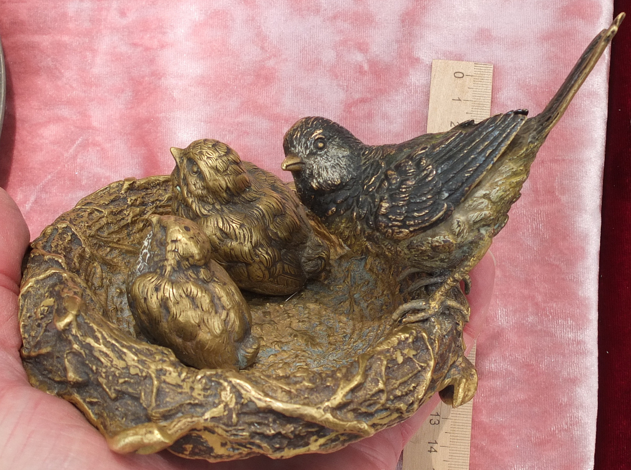 бронзовая статуэтка Гнёздышко с птенцами, венская бронза, старая фото 3