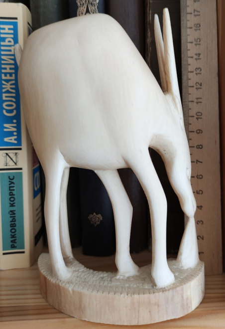 статуэтка Антилопа из благородной кости, ручная резьба по кости