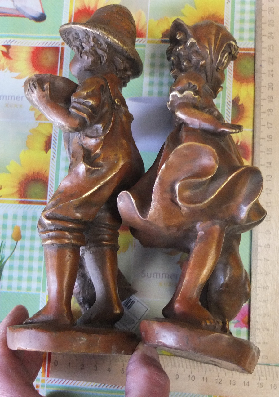 бронзовые статуэтки Мальчик с гусиком и Девочка с гусиком, старые фото 4
