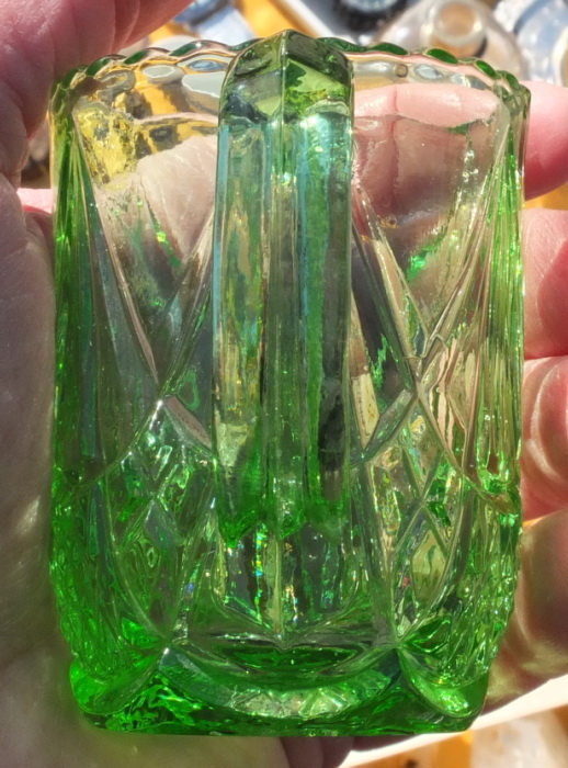 стеклянный молочник, урановое стекло, Мальцов, Императорская Россия фото 4