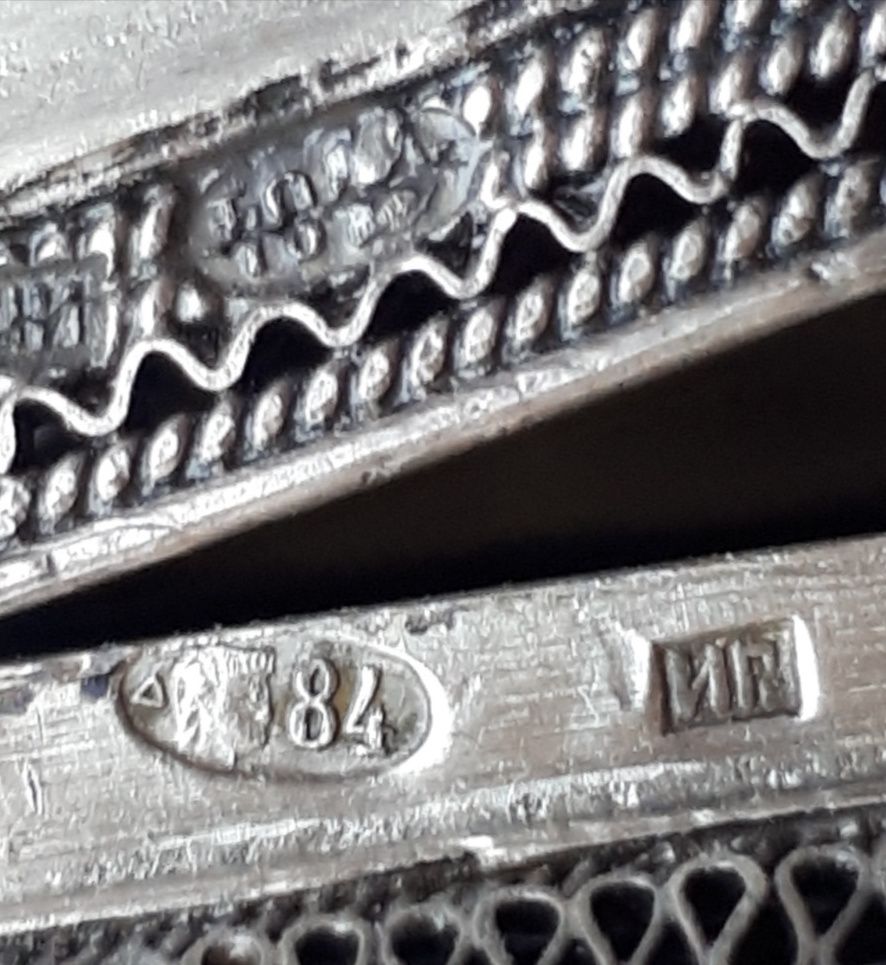 Старинная серебряная сканая шкатулка к.19 века фото 2