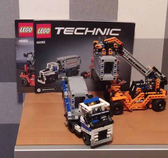 Набор Lego Technic (Лего Техник) 42062 Контейнерный терминал