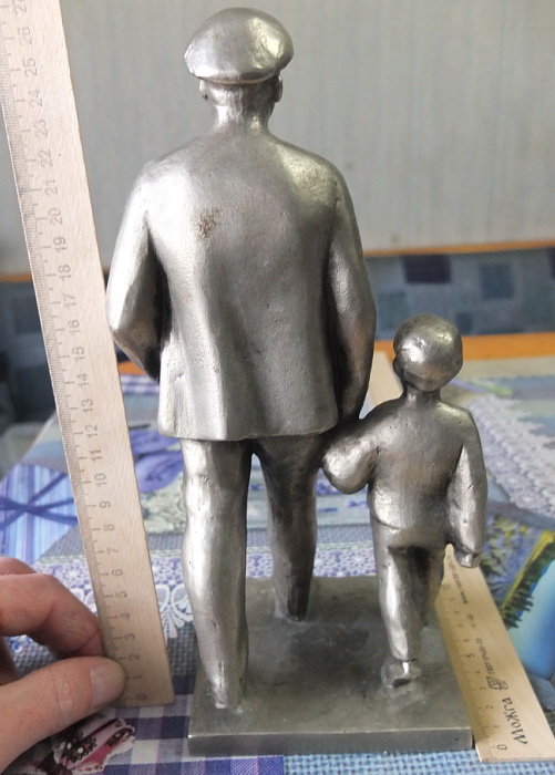 силуминовая статуэтка Ленин с мальчиком, авторская, ссср фото 6