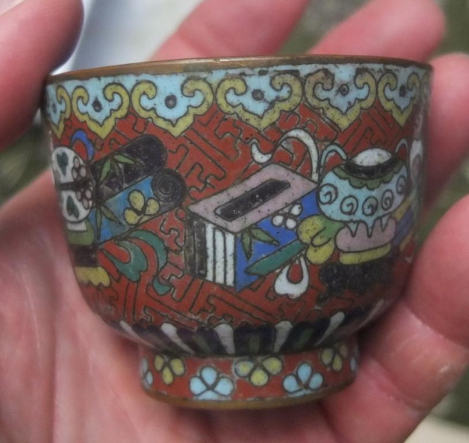 чаша медная с художественной живописью эмалями по меди, Китай,19 век