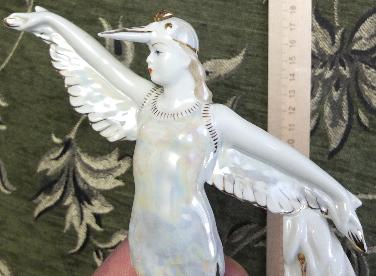фарфоровая статуэтка Девушка Лебедь, фарфор Вербилки фото 7
