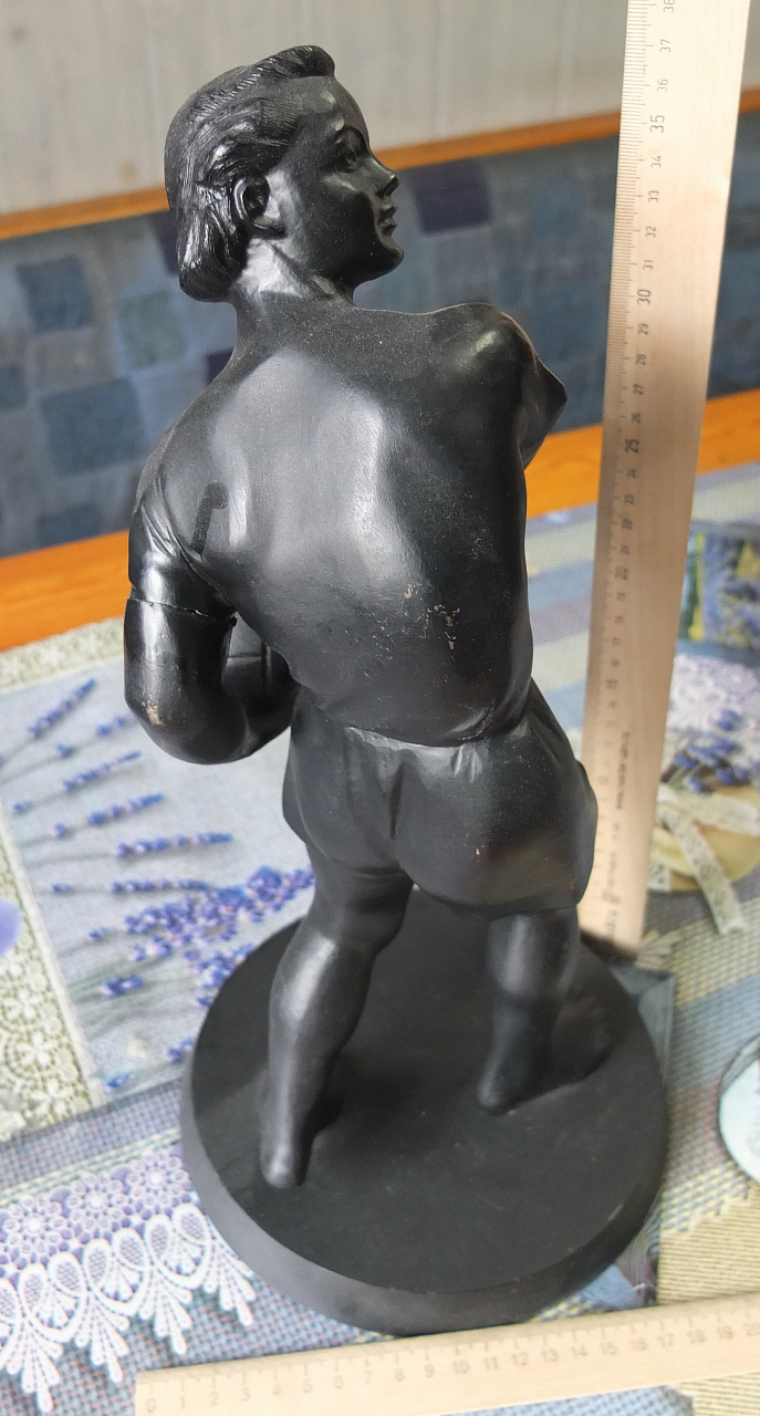 чугунная статуэтка каслинская Волейболистка, Касли фото 3