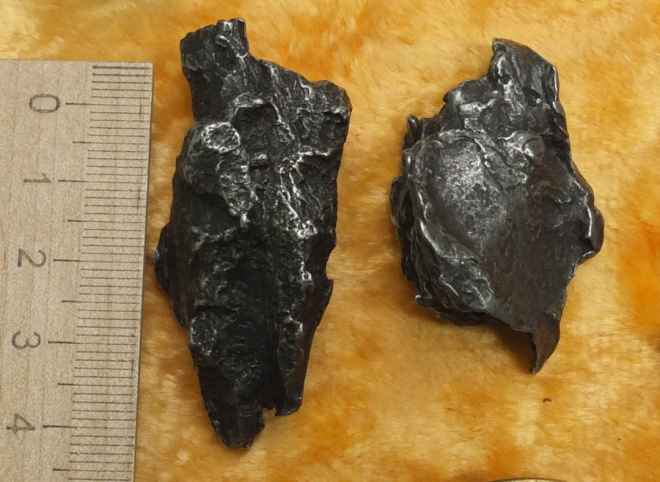 железные метеориты Сихотэ-Алинь, 2 шт