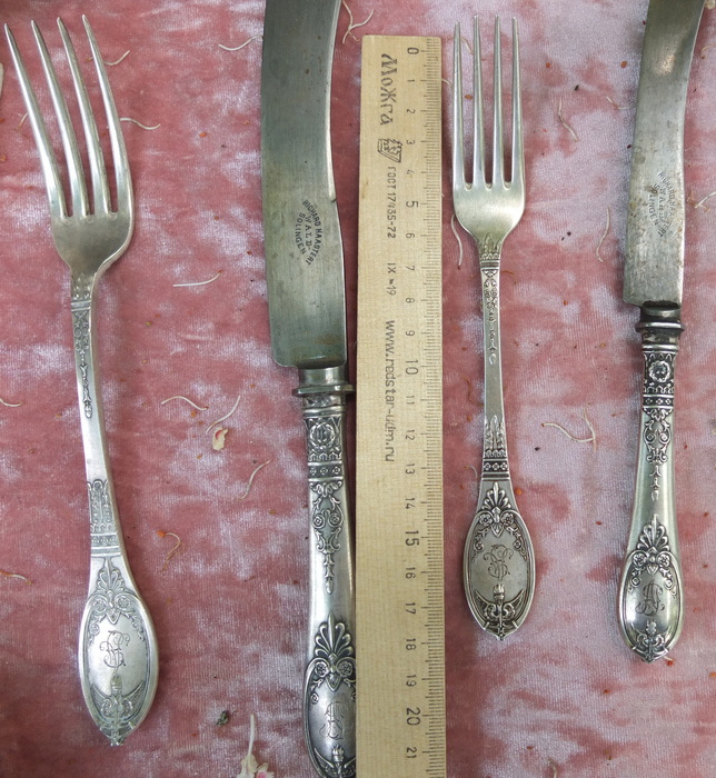 царские серебряные 2 вилки и 2 ножа, серебро 84 проба фото 7