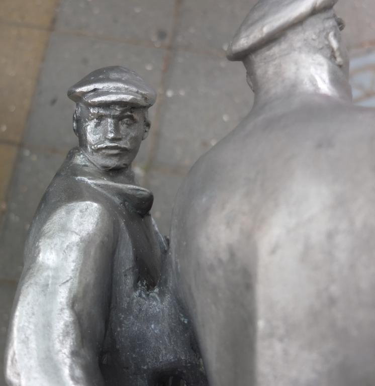 статуэтка Ленин с телохранителем, силумин, СССР фото 2