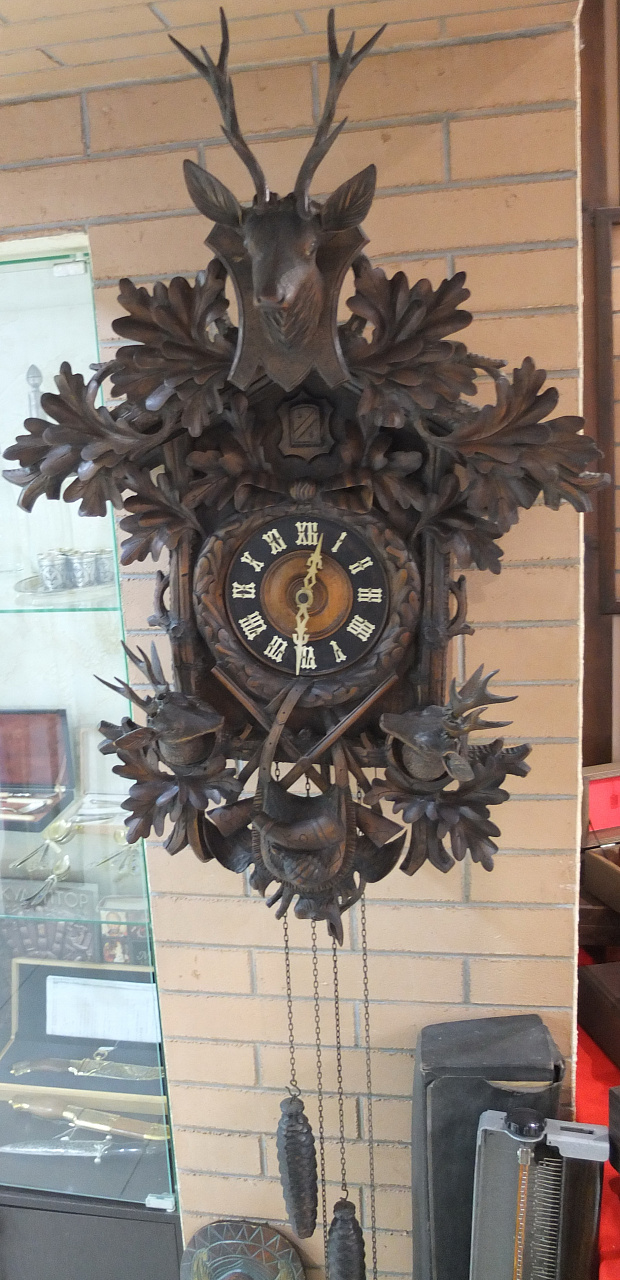 часы охотничья тематика настенные в деревянном корпусе, старинные,  рабочие, Европа фото 2