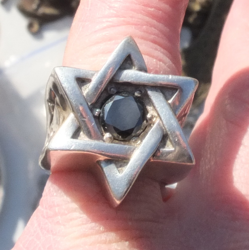 серебряный перстень иудаика, камень муассанит полкарата, серебро 925 проба 