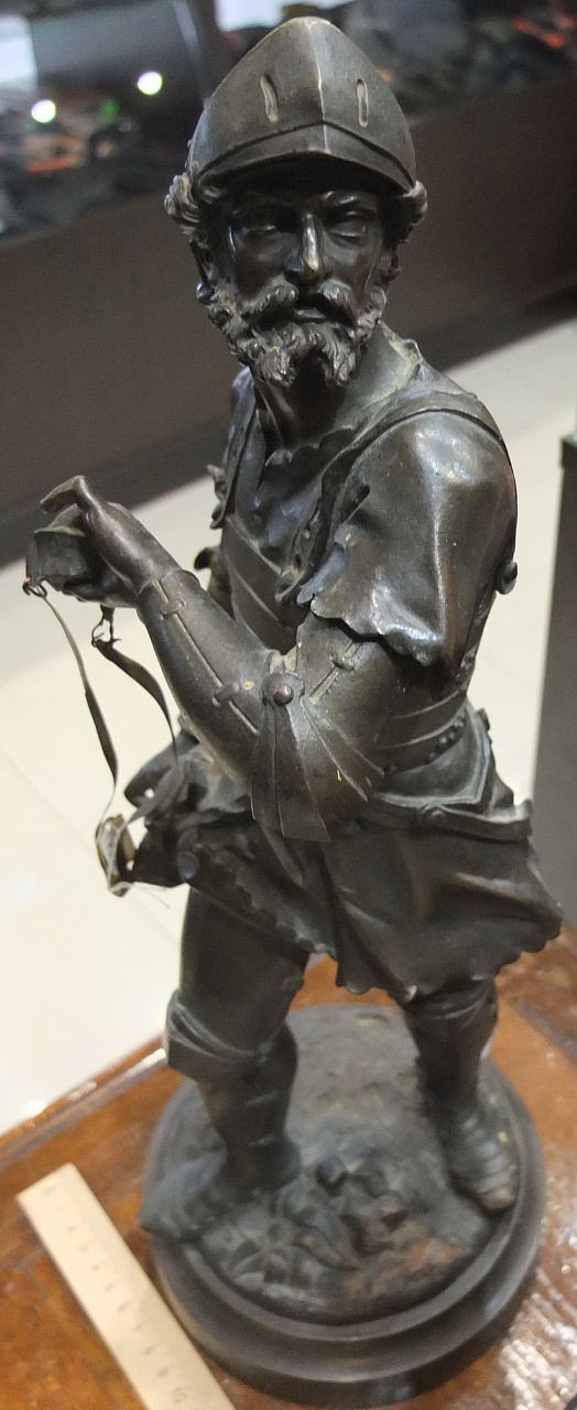 бронзовая скульптура Конкистадор, старая фото 3