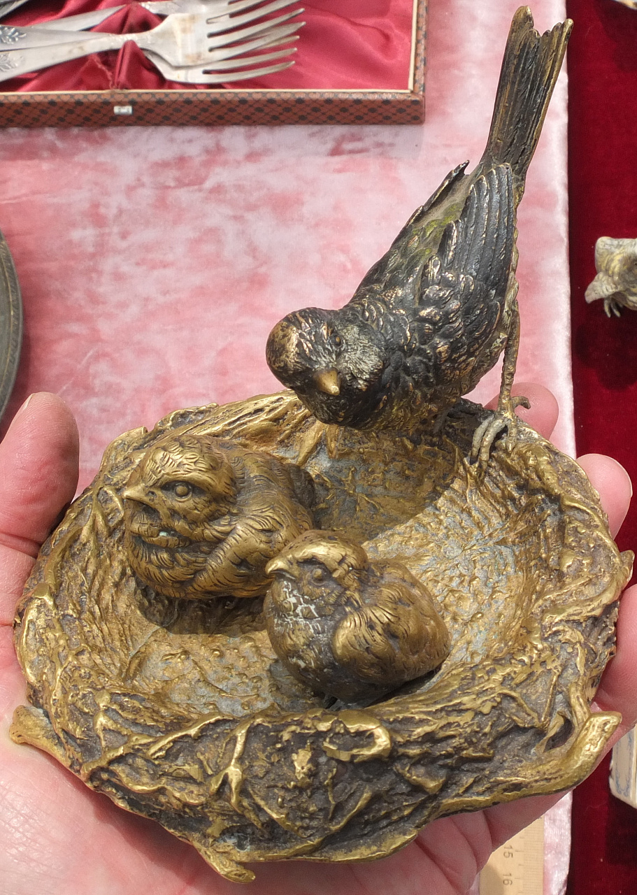 бронзовая статуэтка Гнёздышко с птенцами, венская бронза, старая фото 7
