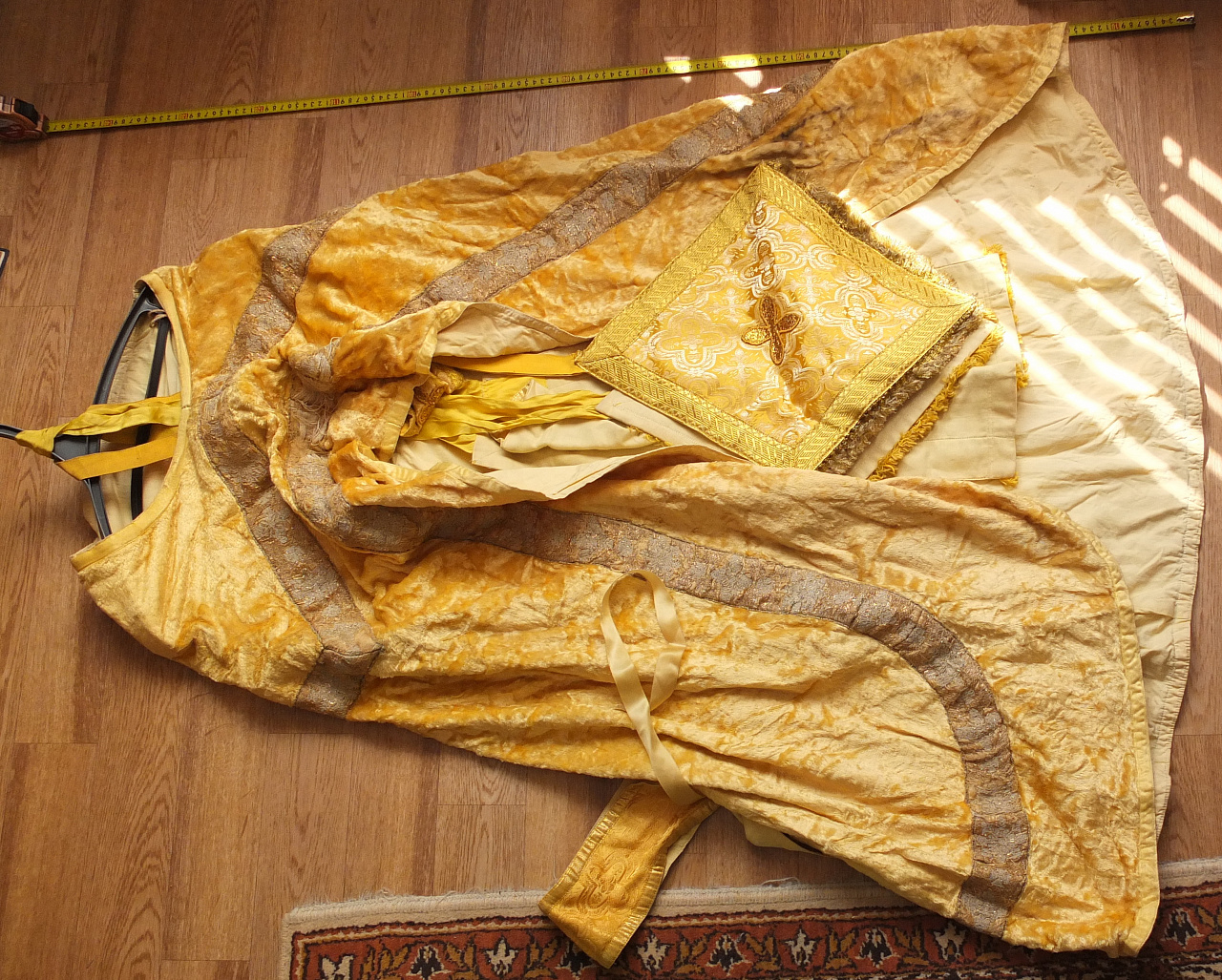 риза священнослужителя в полном комплекте,ручная работа , шитьё золотой  ниткой, старинная фото 2