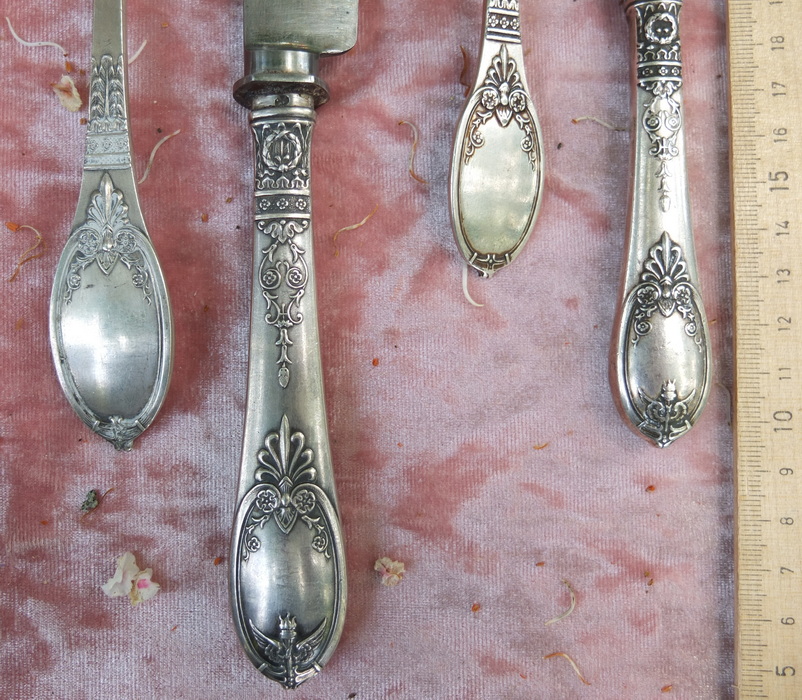 царские серебряные 2 вилки и 2 ножа, серебро 84 проба фото 3