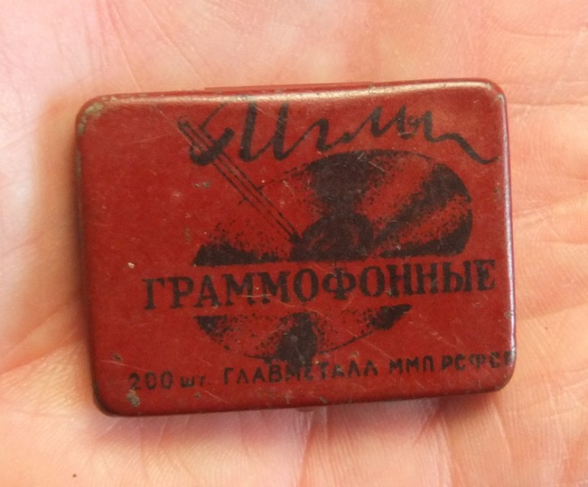 иглы граммофонные , 200 шт, ранние советы, родная упаковка