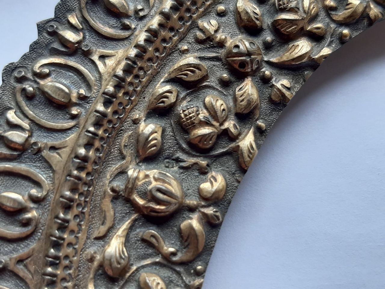 Венец серебряный на икону Казанской иконы Божией Матери фото 5