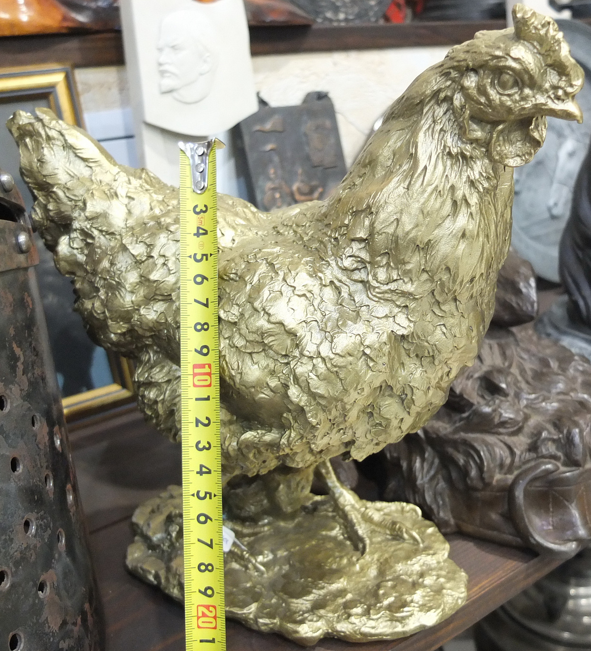 бронзовая статуэтка Курочка несущая золотые яйца, бронза фото 2