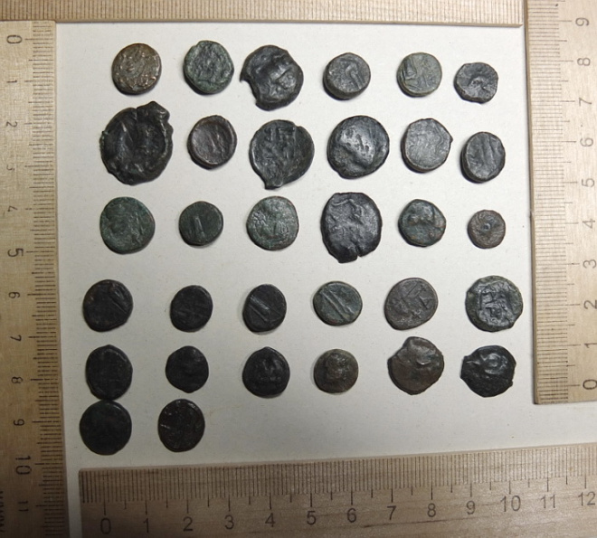 античные бронзовые монеты ,Боспор, коллекция 32 шт