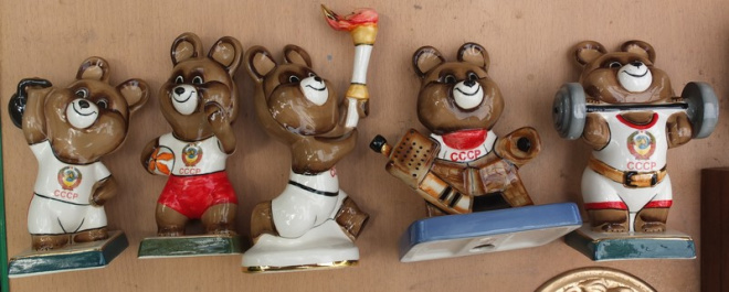 фарфоровые статуэтки Мишки Олимпийские, Вербилки, коллекция 5 штук