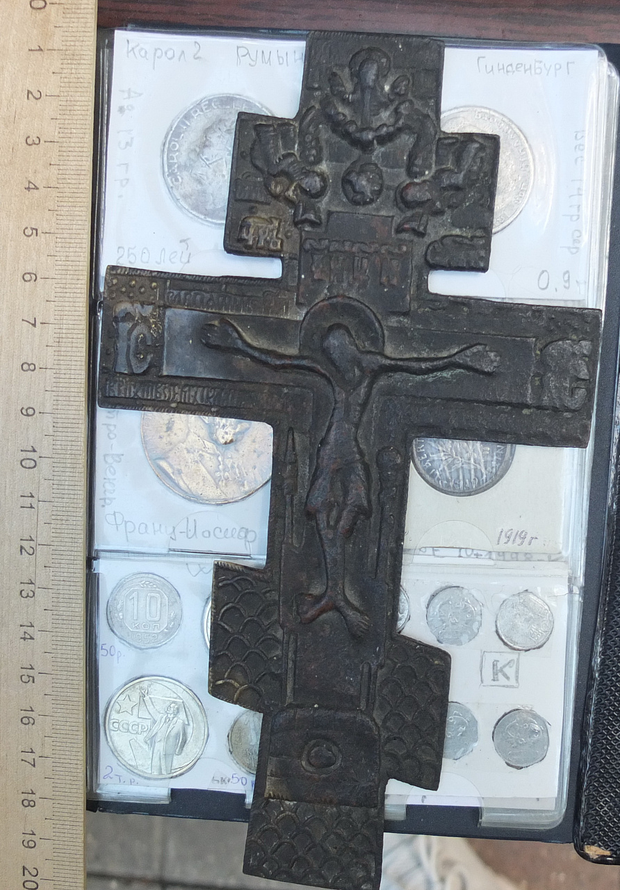латунный крест распятие, 18 век фото 2