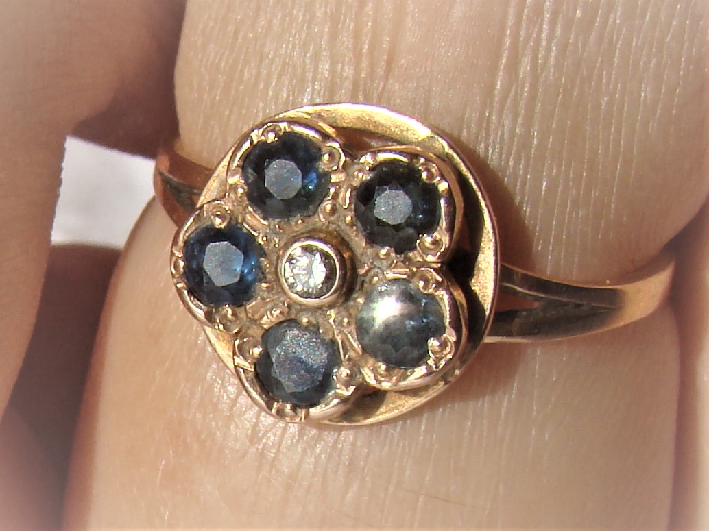 Золотое кольцо с бриллиантом и сапфирами   фото 6