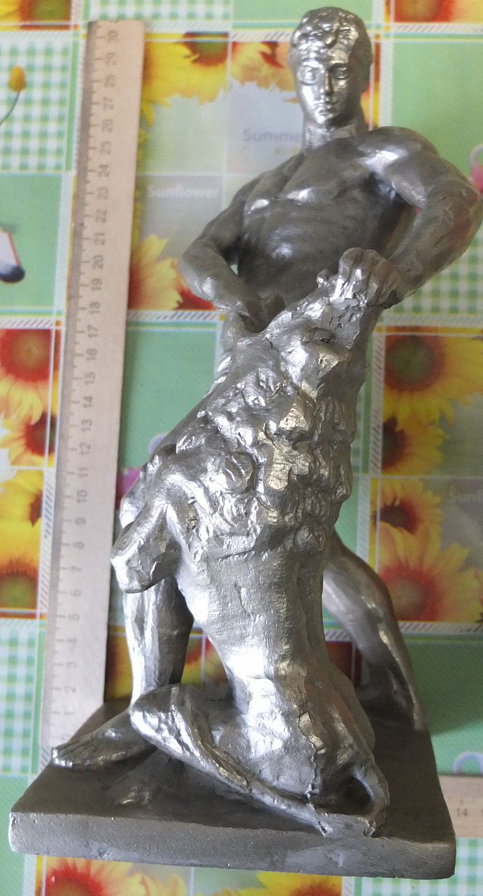 силуминовая статуэтка Самсон разрывающий пасть льву, СССР, металл силумин фото 6