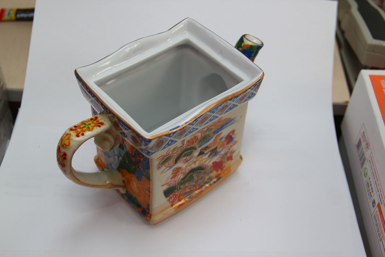 Фарфоровый чайник , ручная роспись,1930 год.Период СССР. фото 5